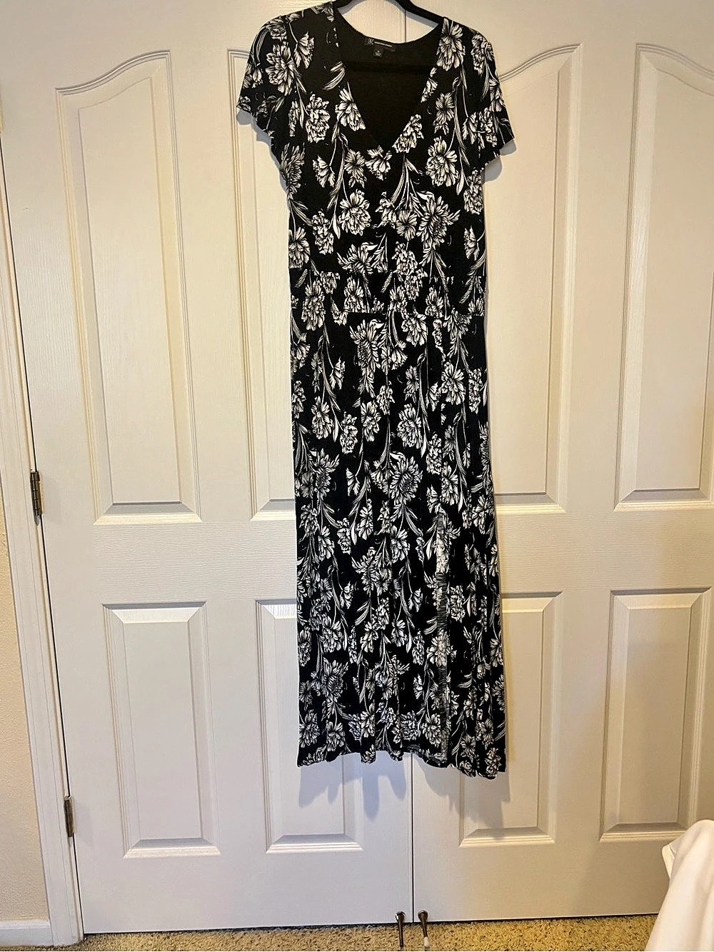 INC NY Collection Floral Maxi Dress in Black & White Size XL Like New